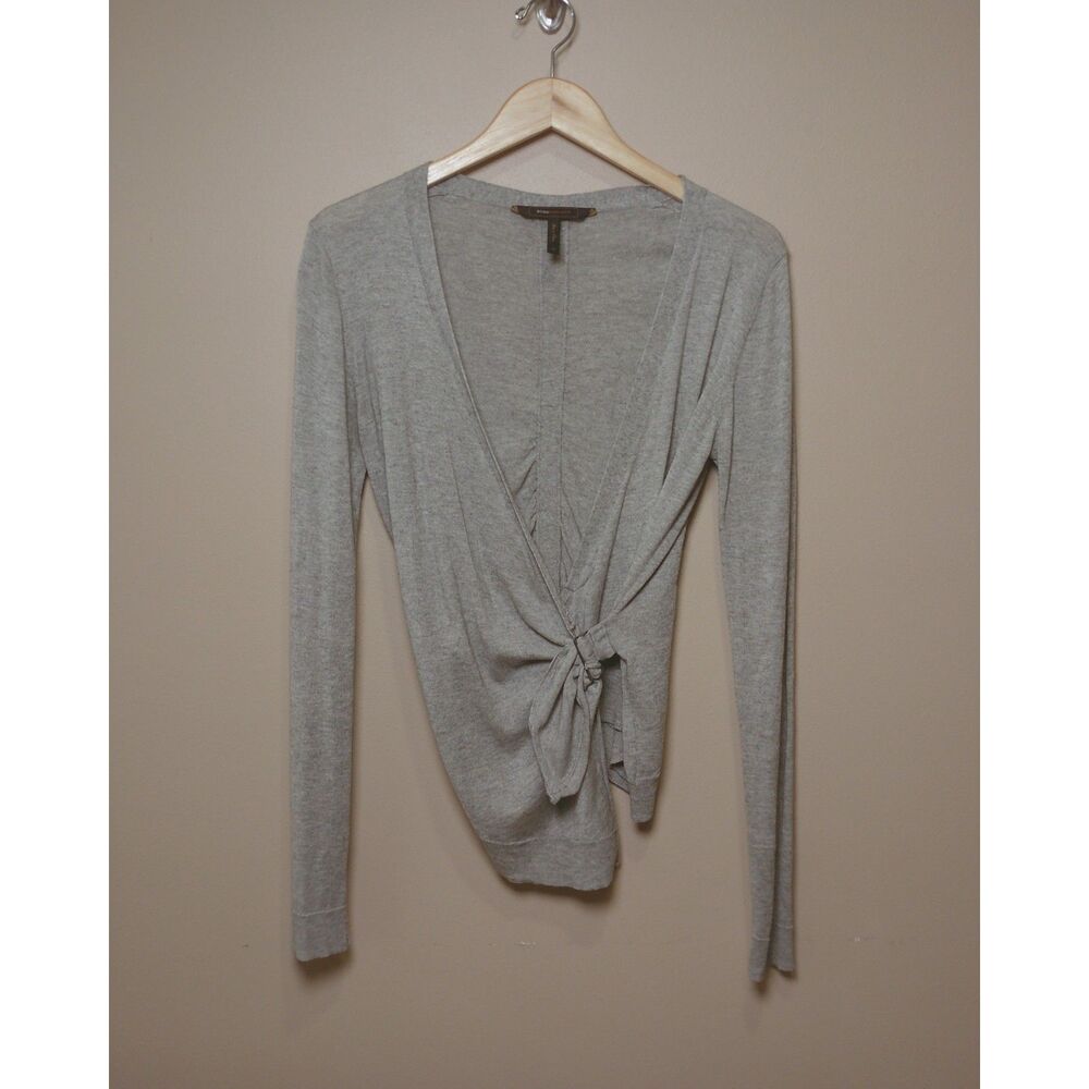 BCBGMAXAZRIA Silk Cashmere Wrap Sweater Gray Buckle Tie Front Cardigan M Romania - Picture 2 of 11